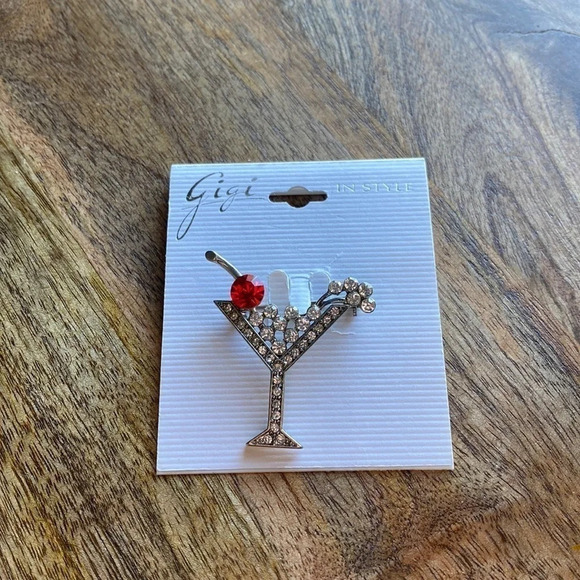Martini pin NWT hey - Picture 1 of 3